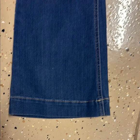 Women's Blue Flared Jeans - Picture 5 of 8